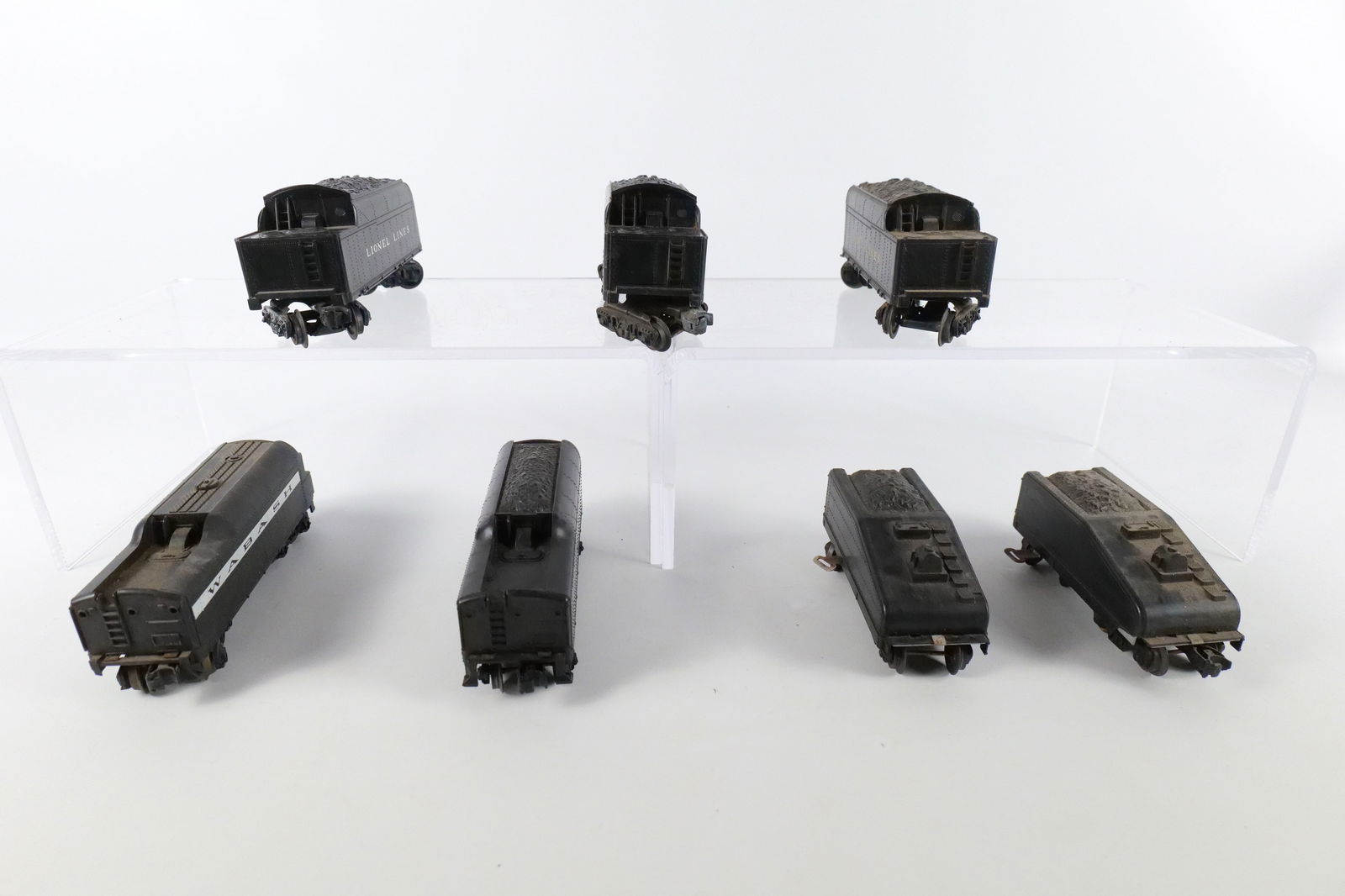 Lot of Lionel O Gauge Rolling Stock - 10