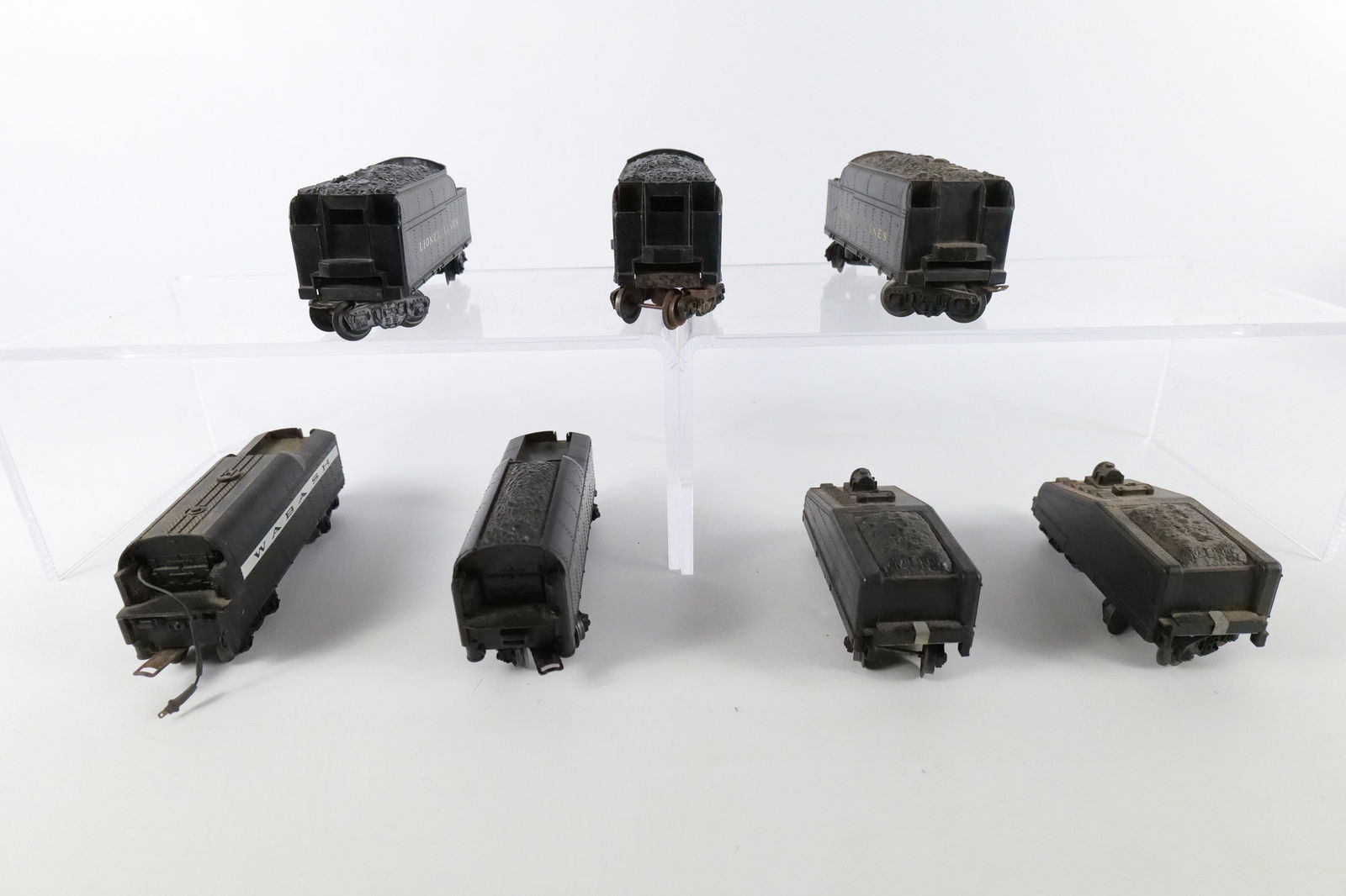 Lot of Lionel O Gauge Rolling Stock - 11