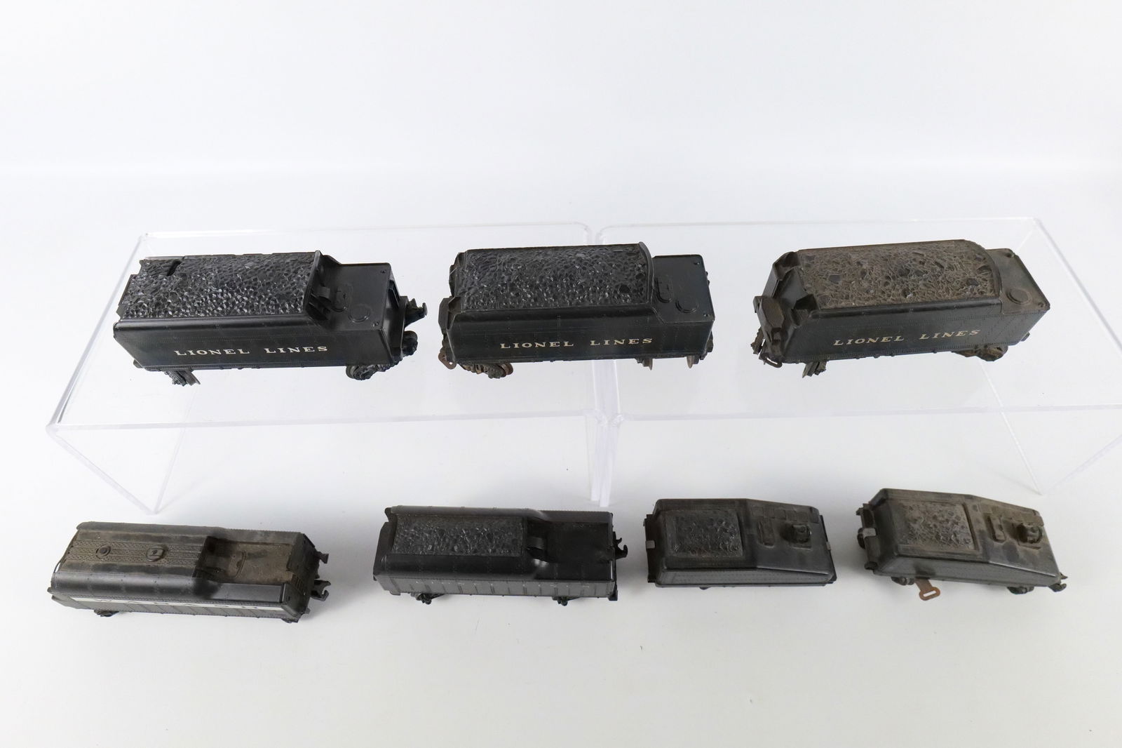 Lot of Lionel O Gauge Rolling Stock - 12