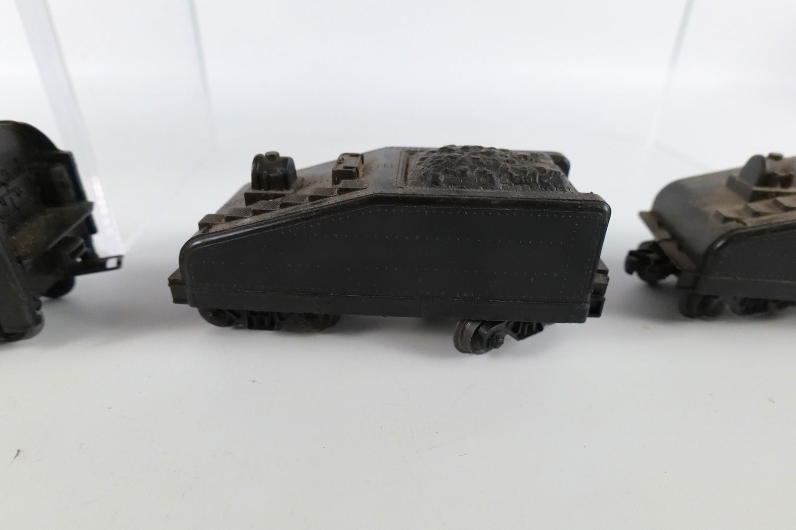 Lot of Lionel O Gauge Rolling Stock - 7