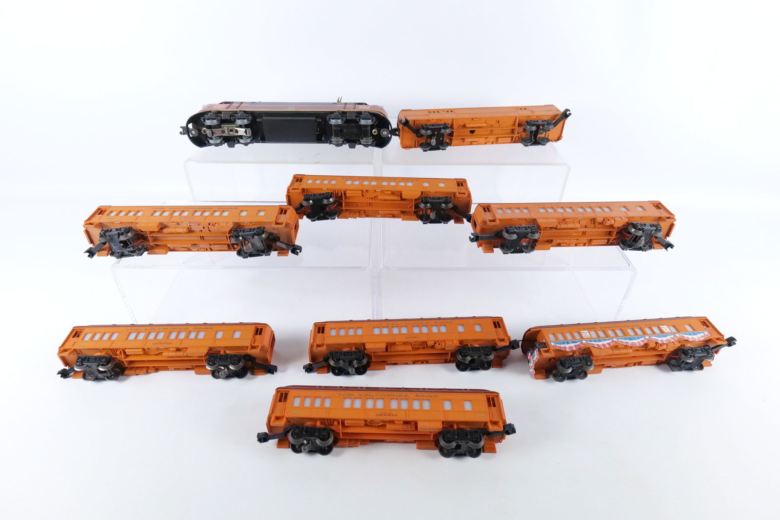 Lionel O Gauge The Milwaukee Road Passenger Car Set - 10
