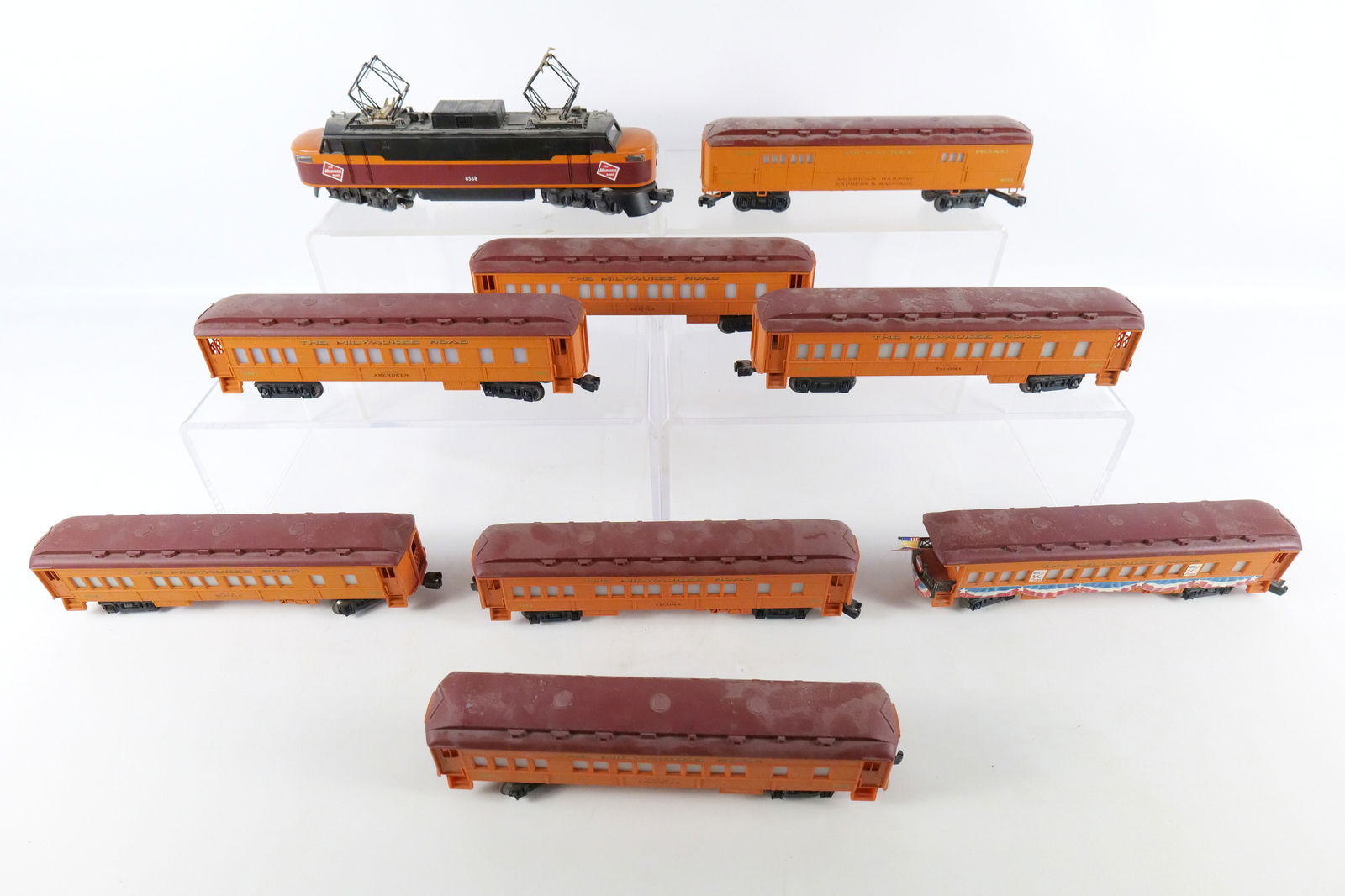 Lionel O Gauge The Milwaukee Road Passenger Car Set - 6