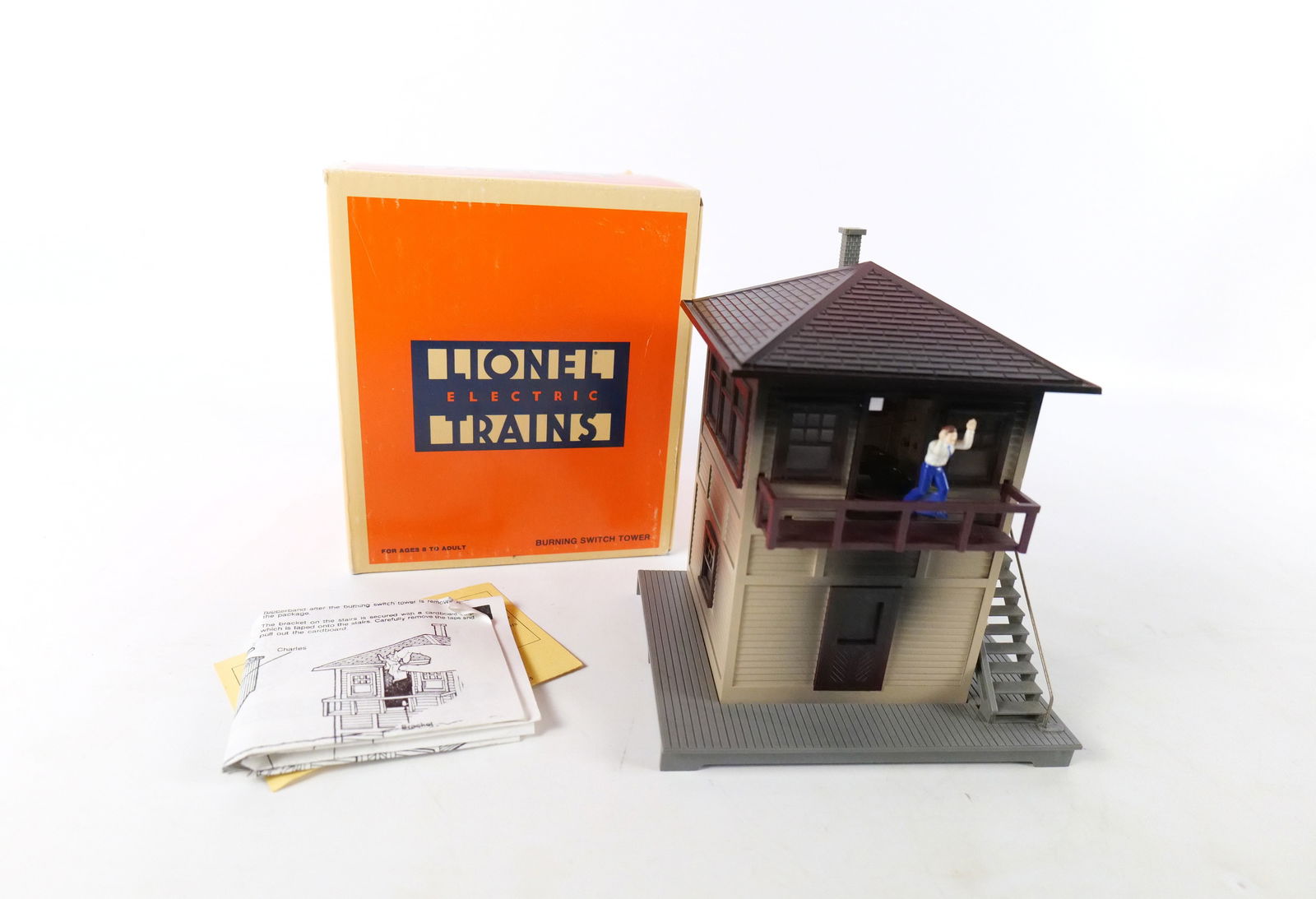 Lionel Burning Switch Tower (1 of 8)