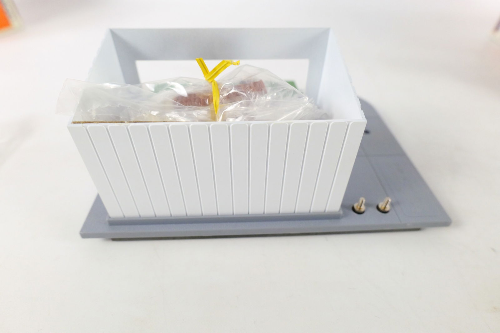 Lot of 2 Lionel Operating Accessories - 4