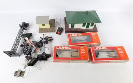 Lot of Lionel Accessories