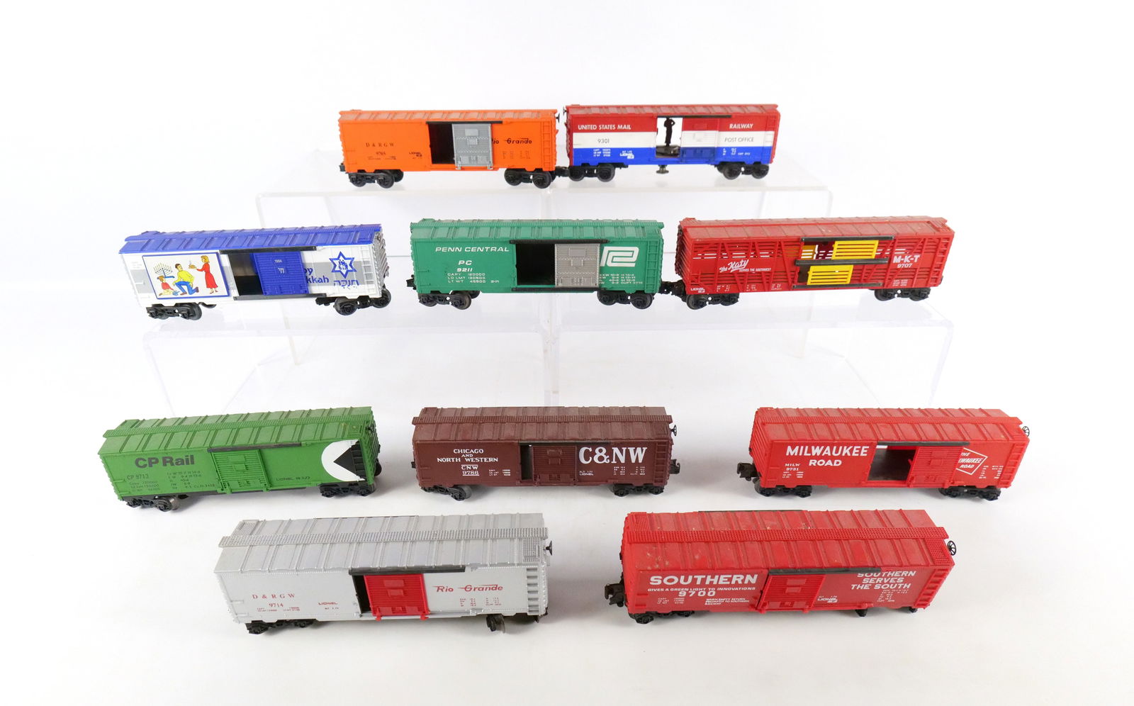 Lot of 10 O27 Gauge Rolling Stock (1 of 12)