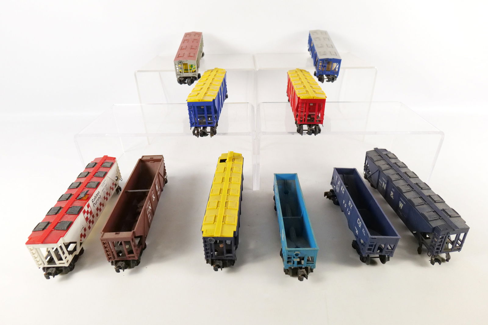 Lot of 10 O27 Gauge Rolling Stock - 10