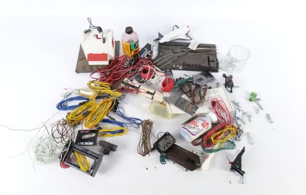 Lot of Lionel Accessories and Parts