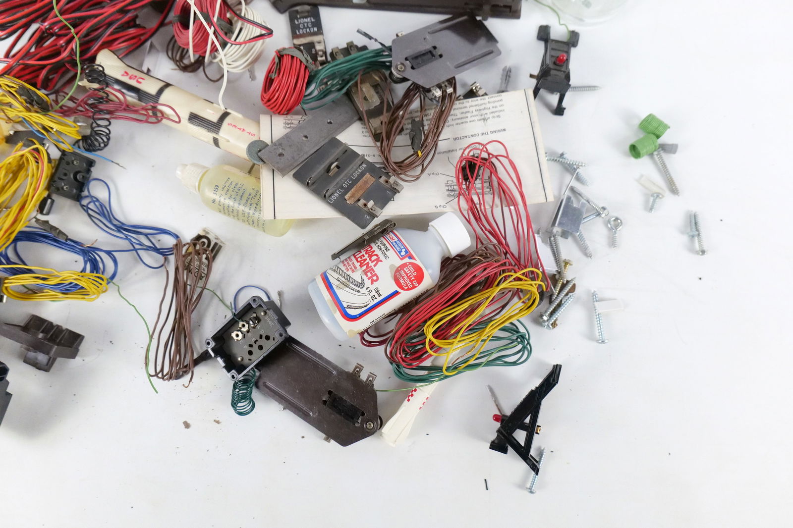 Lot of Lionel Accessories and Parts - 5