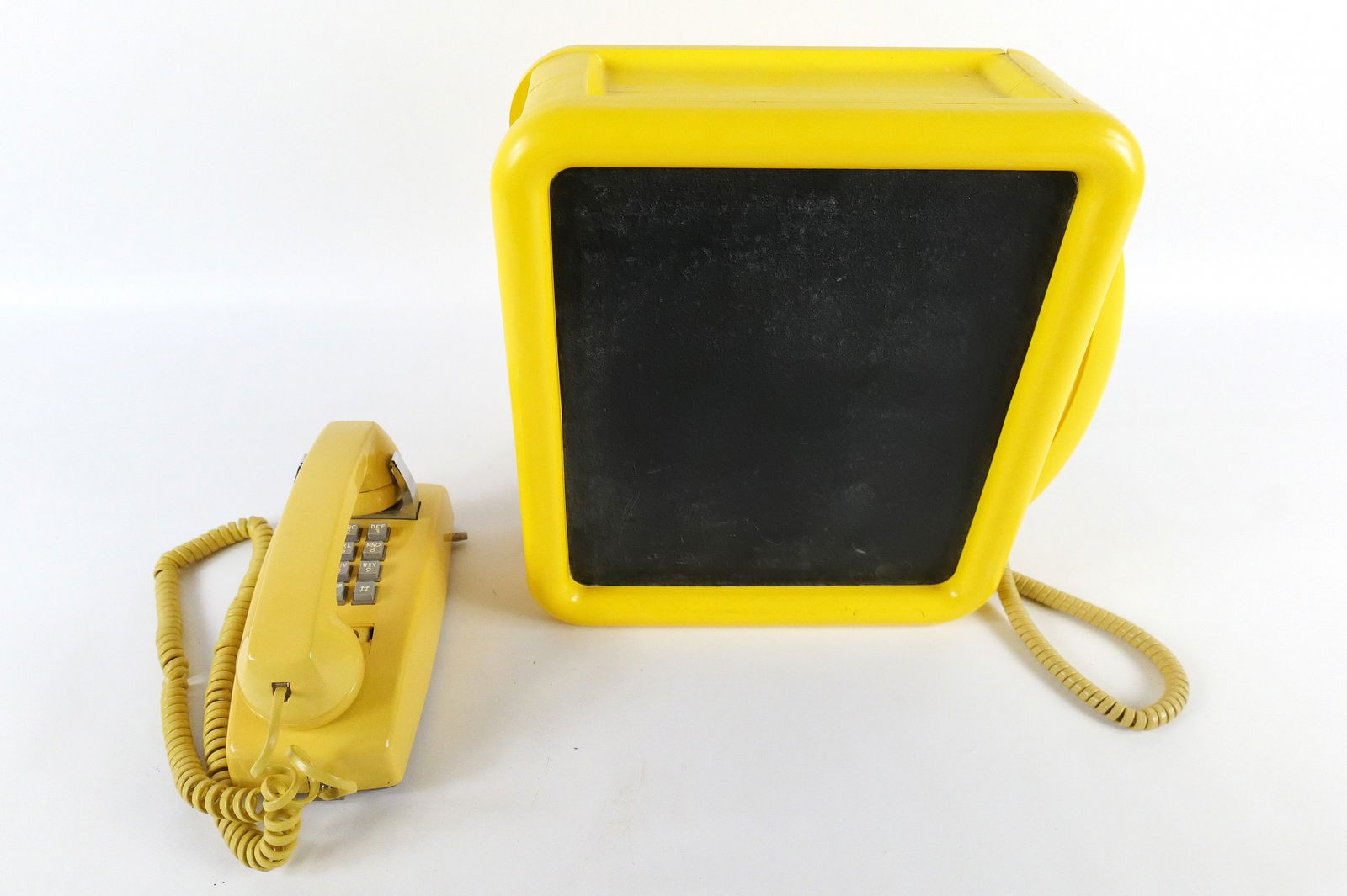 Lot of 2 Vintage 1970's Western Electric Telephones (1 of 17)