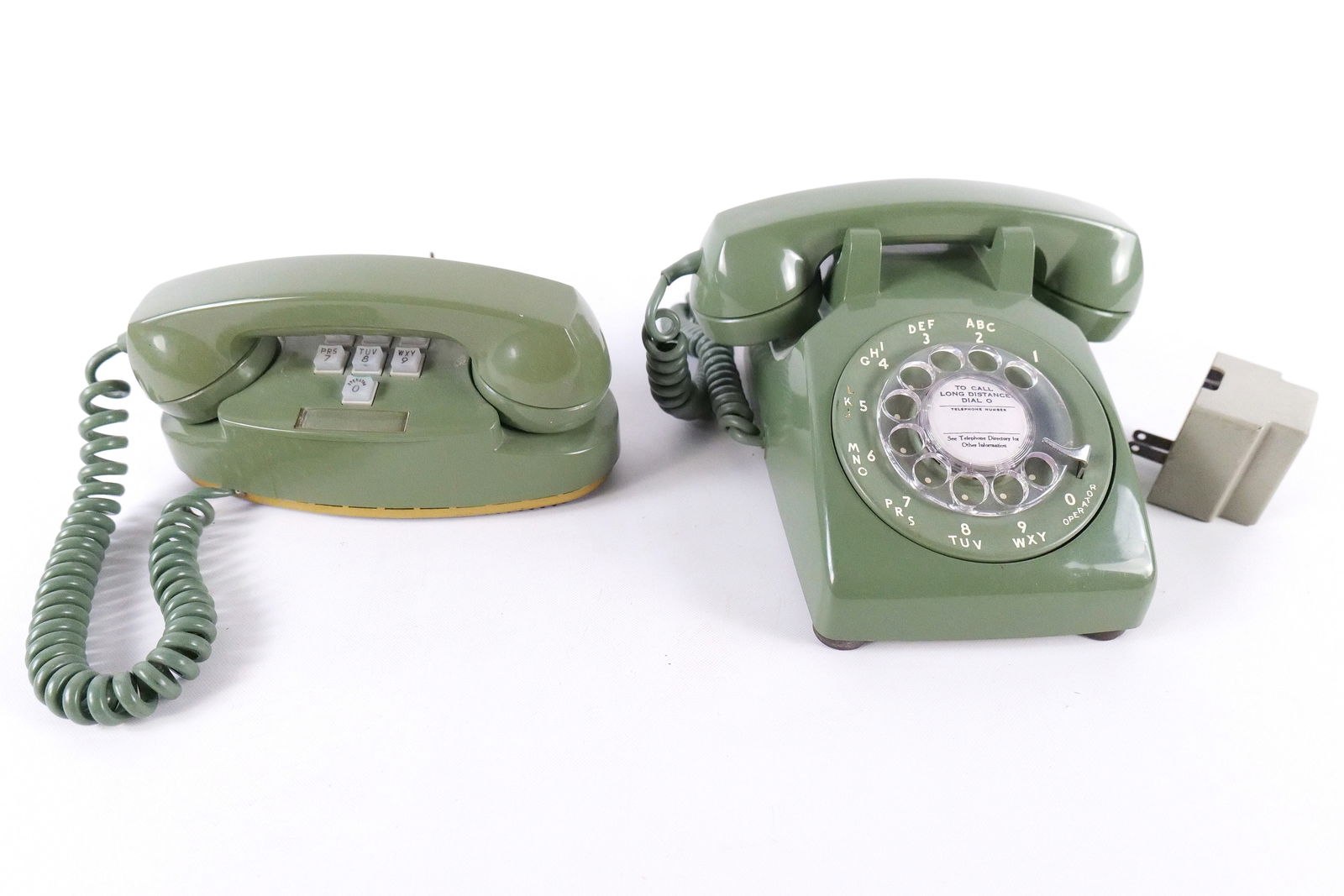 Lot of 2 Vintage Green Western Electric Telephones (1 of 17)