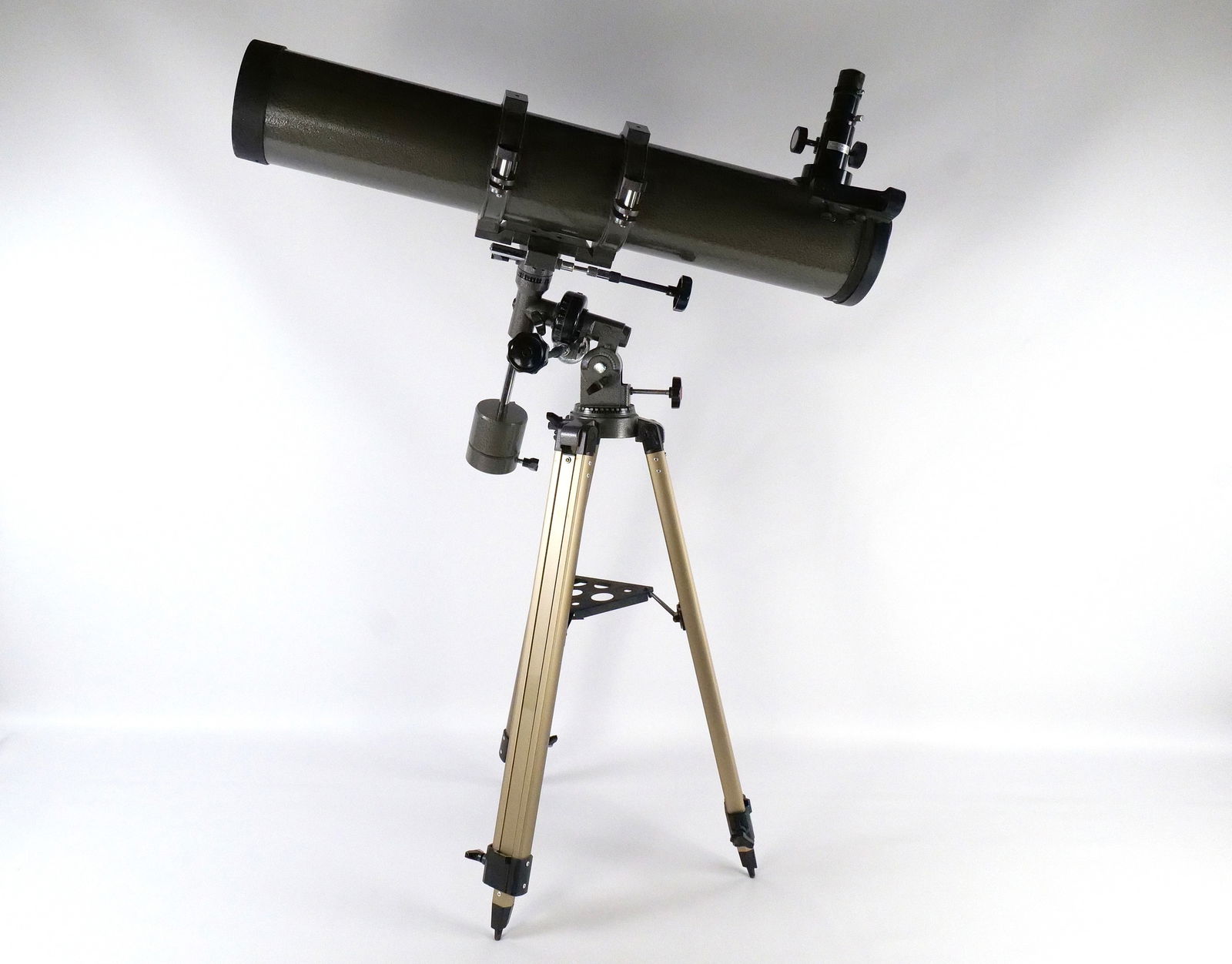 Galileo Telescope: Galileo Telescope. Comes with stand. Measures 55" tall x 32" long. All invoices must be paid within 24 hours of the sale. We offer multiple shipping options, please read the shipping terms to understa