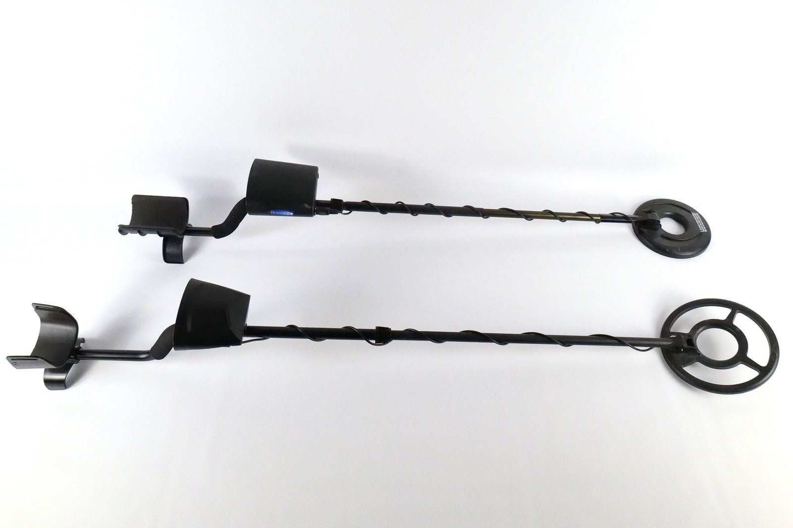 Lot of 2 Metal Detectors (1 of 17)