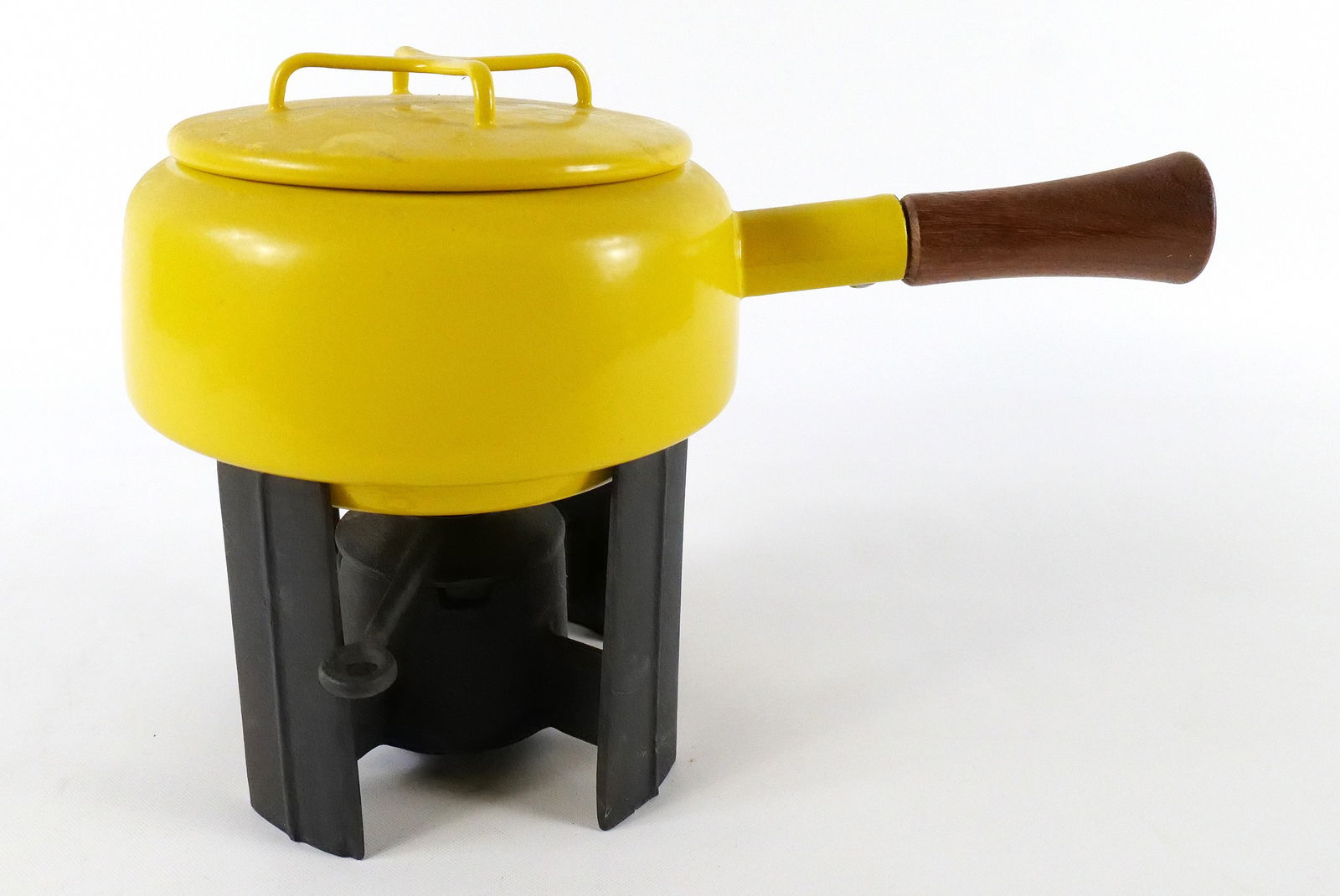 Dansk Mid Century Modern Fondue Pot: Dansk Mid Century Modern Fondue Pot. Measures 8.5" tall on stand x 13" long. All invoices must be paid within 24 hours of the sale. We offer multiple shipping options, please read the shipping terms