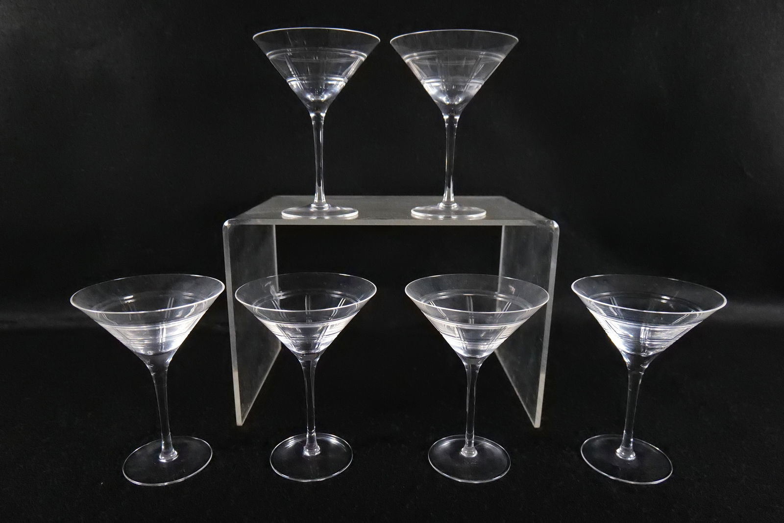 Set of 6 Etched Glass Martini Glasses: Set of 6 Etched Glass Martini Glasses. Unsigned. Measures 7" tall x 5" wide. All invoices must be paid within 24 hours of the sale. We offer multiple shipping options, please read the shipping terms