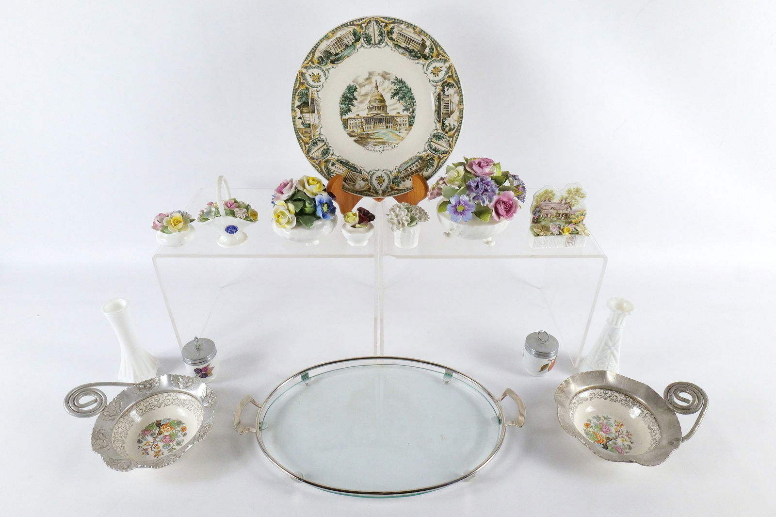 Lot of Porcelain, Pottery and Glass Pieces (1 of 16)