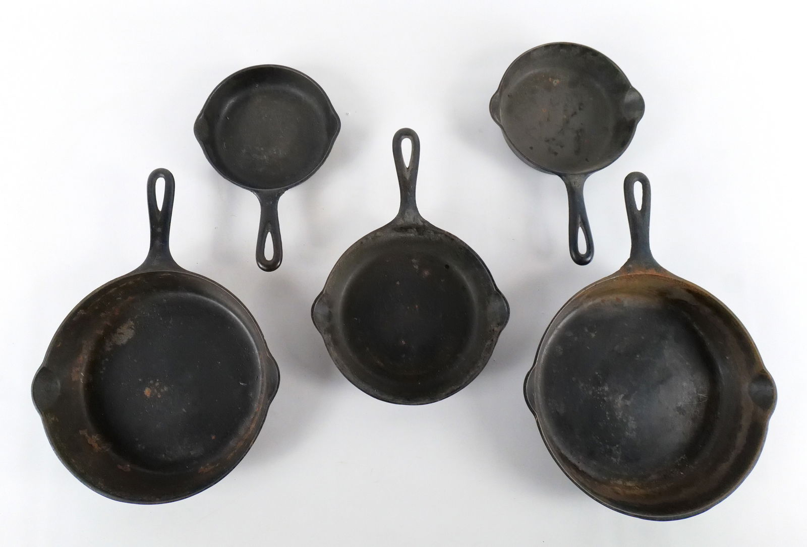 Set of 5 Cast Iron Pans (1 of 12)