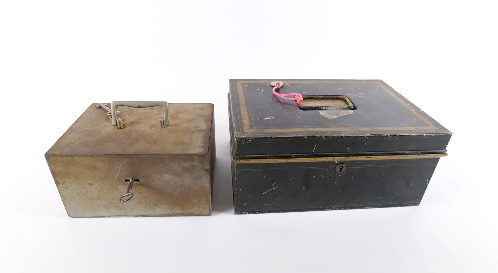 Lot of 2 Antique/Vintage Metal Boxes (1 of 17)