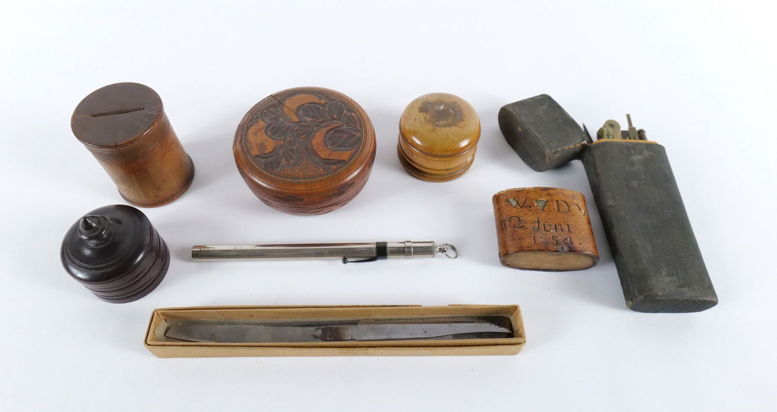 Group Lot of Vintage and Antique Collectibles (1 of 6)