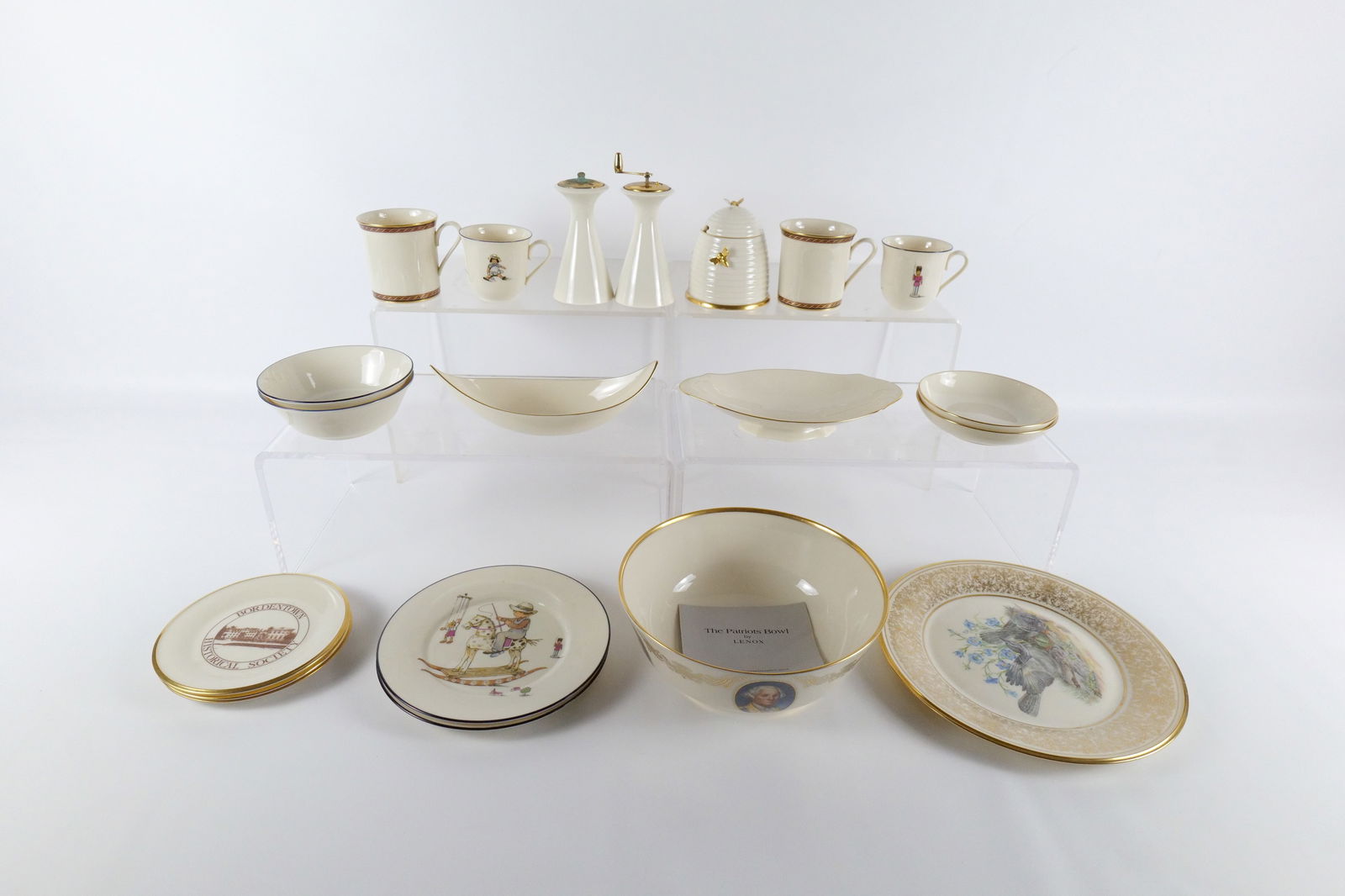 Lot of Lenox Pieces (1 of 19)