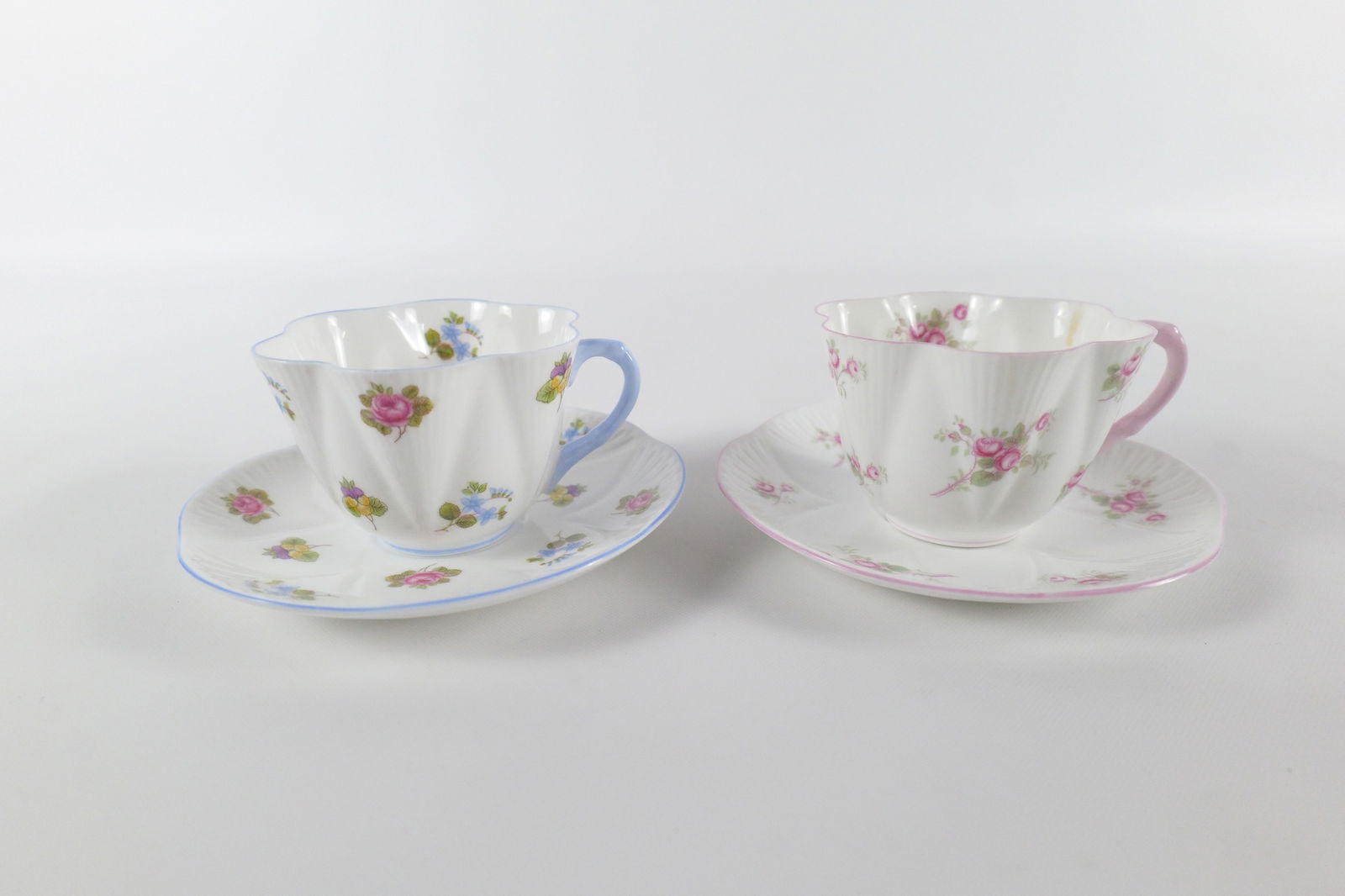Lot of 2 Shelly Teacups and Saucers (1 of 14)