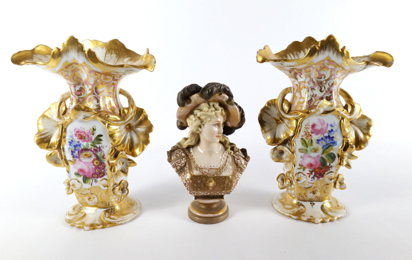 Lot of 3 AS-IS Pieces of Porcelain (1 of 17)