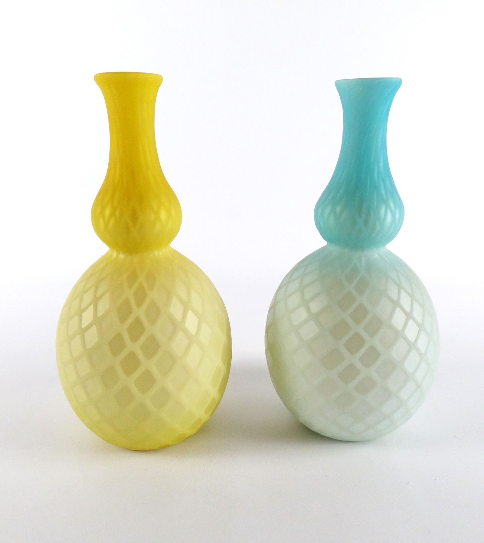 Lot of 2 Antique Victorian Satin Diamond Vases (1 of 16)