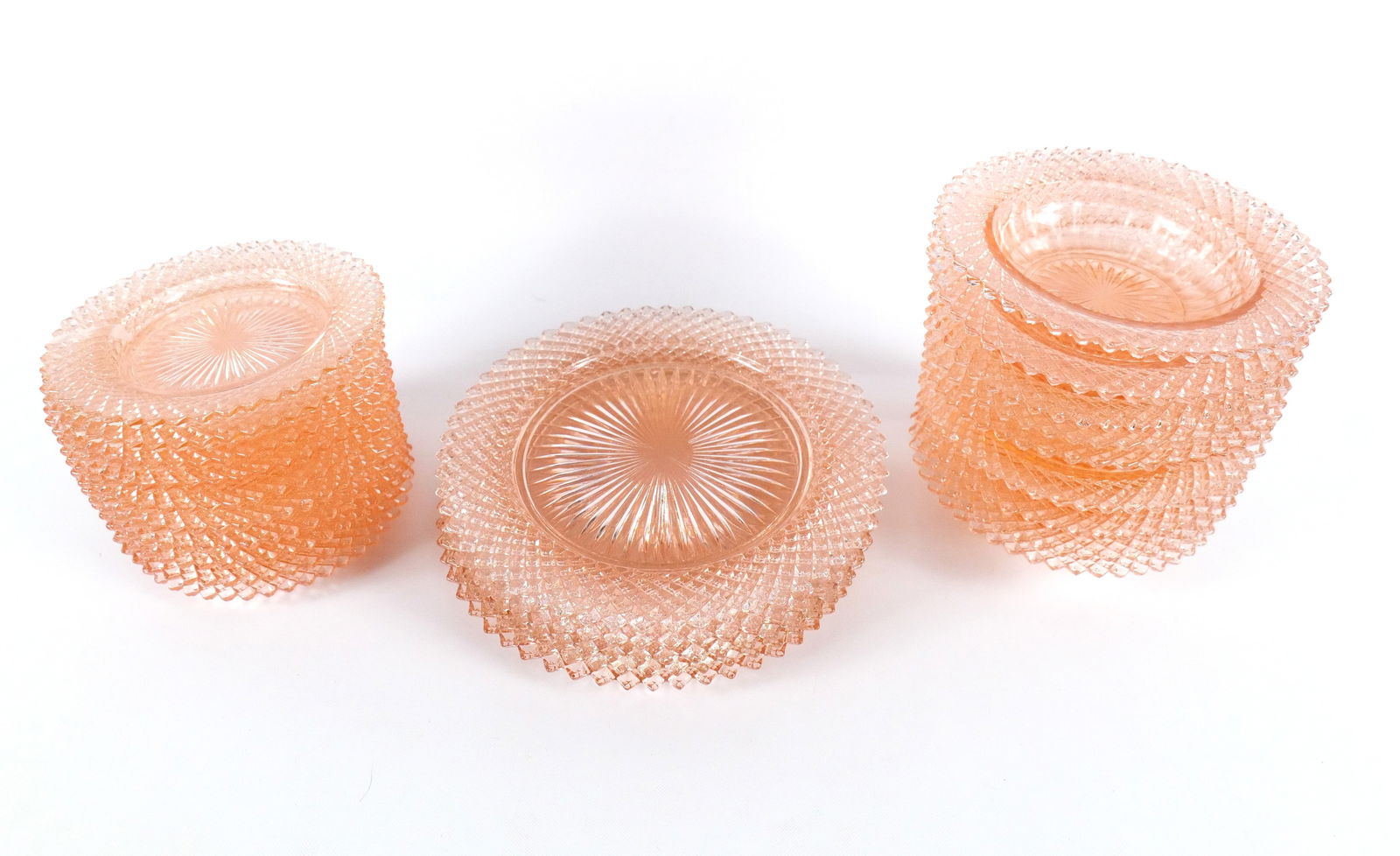 Lot of Pink Depression Plates and Bowls (1 of 7)