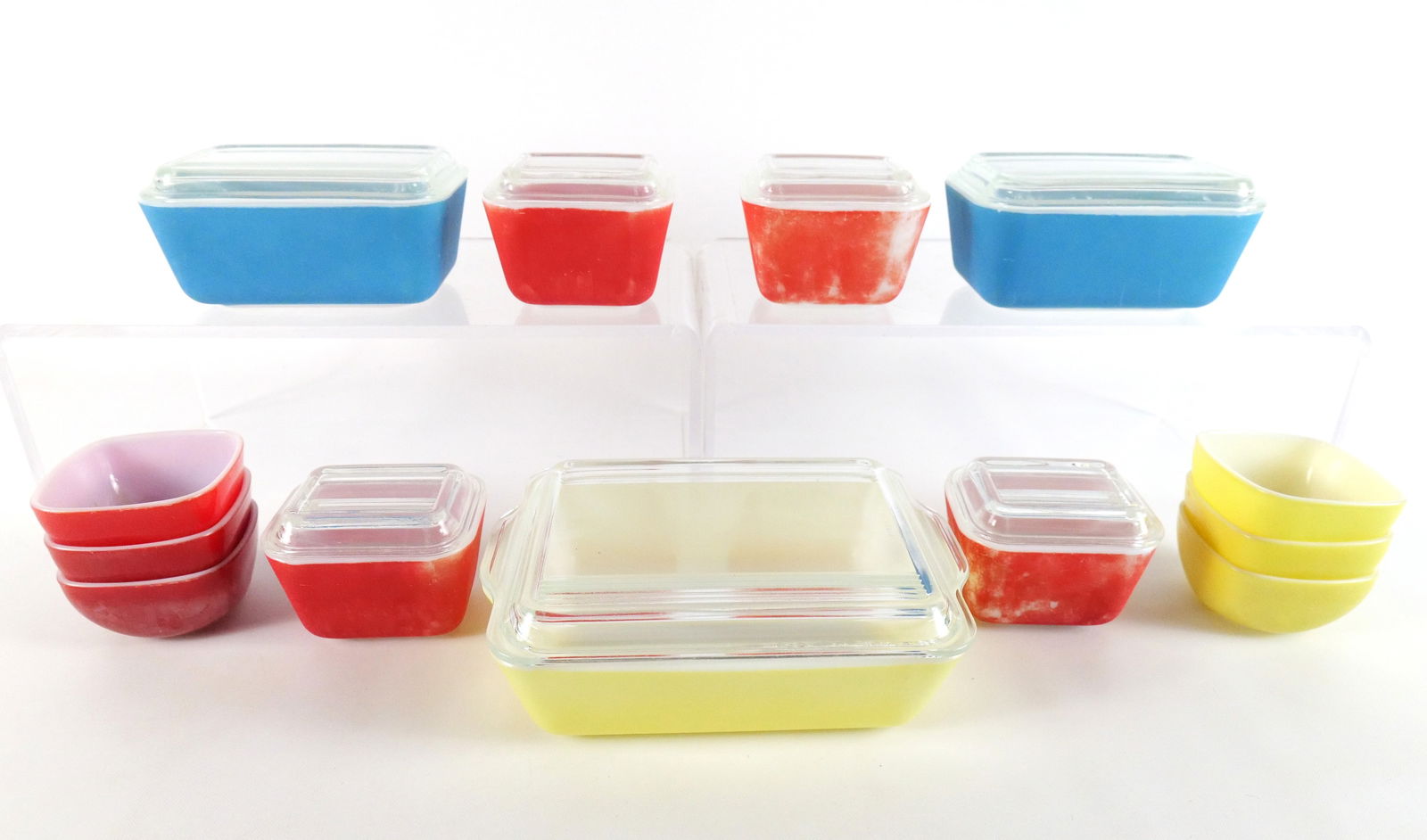 Group Lot of Pyrex (1 of 13)