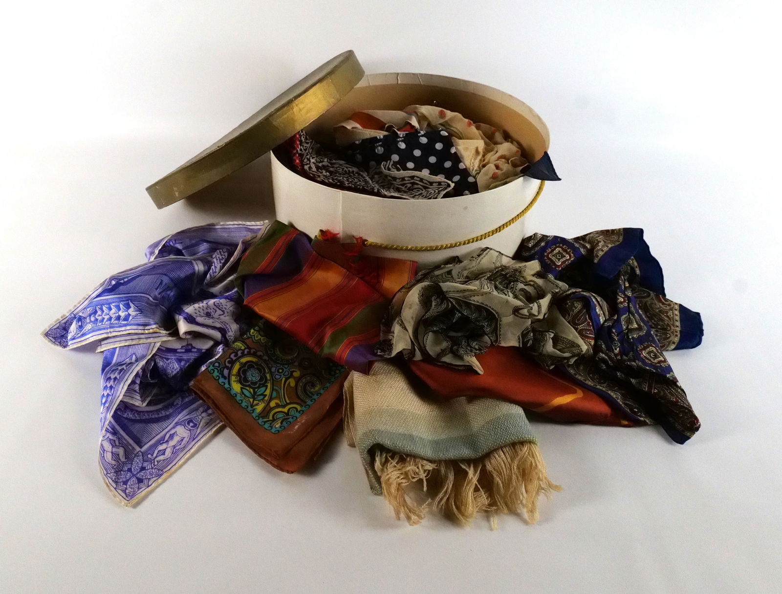 Lot of Vintage Scarves (1 of 6)