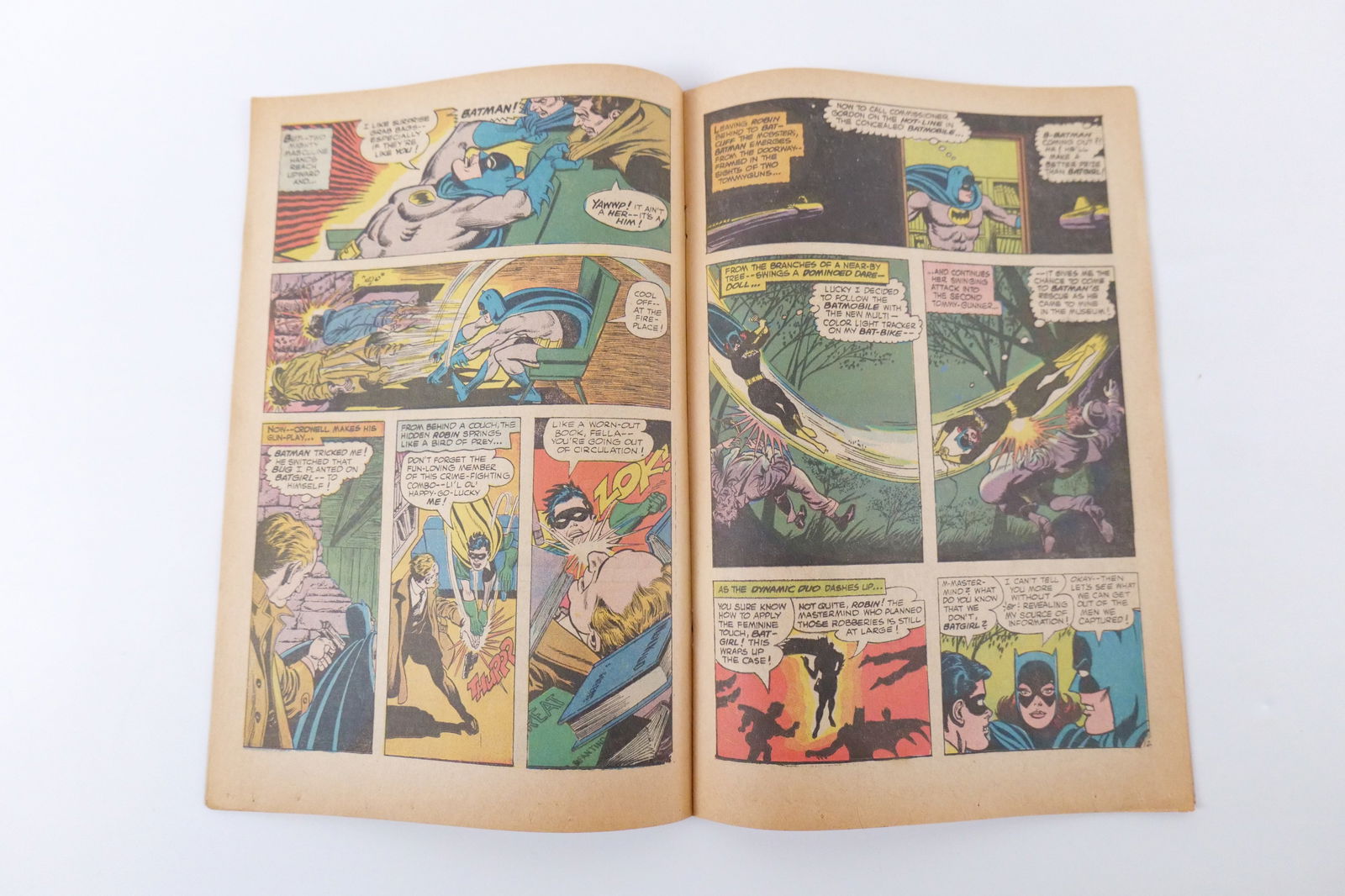 Detective Comics #363 - 7