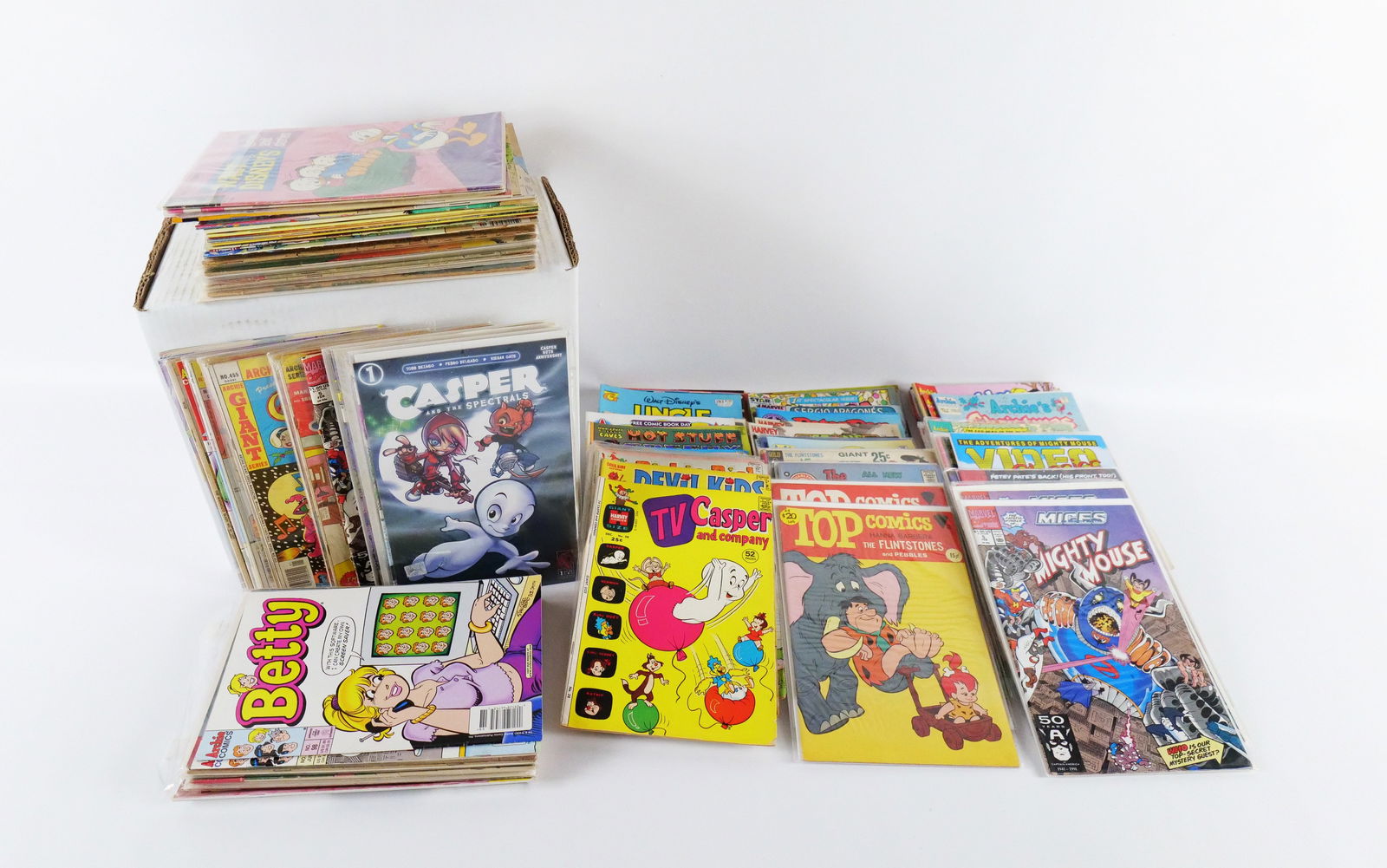Short Box of Children's Comics (1 of 8)