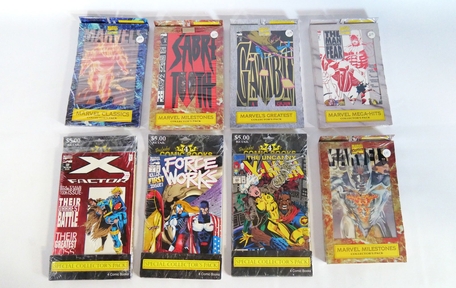 Lot of 8 Marvel Collector Sets (1 of 17)