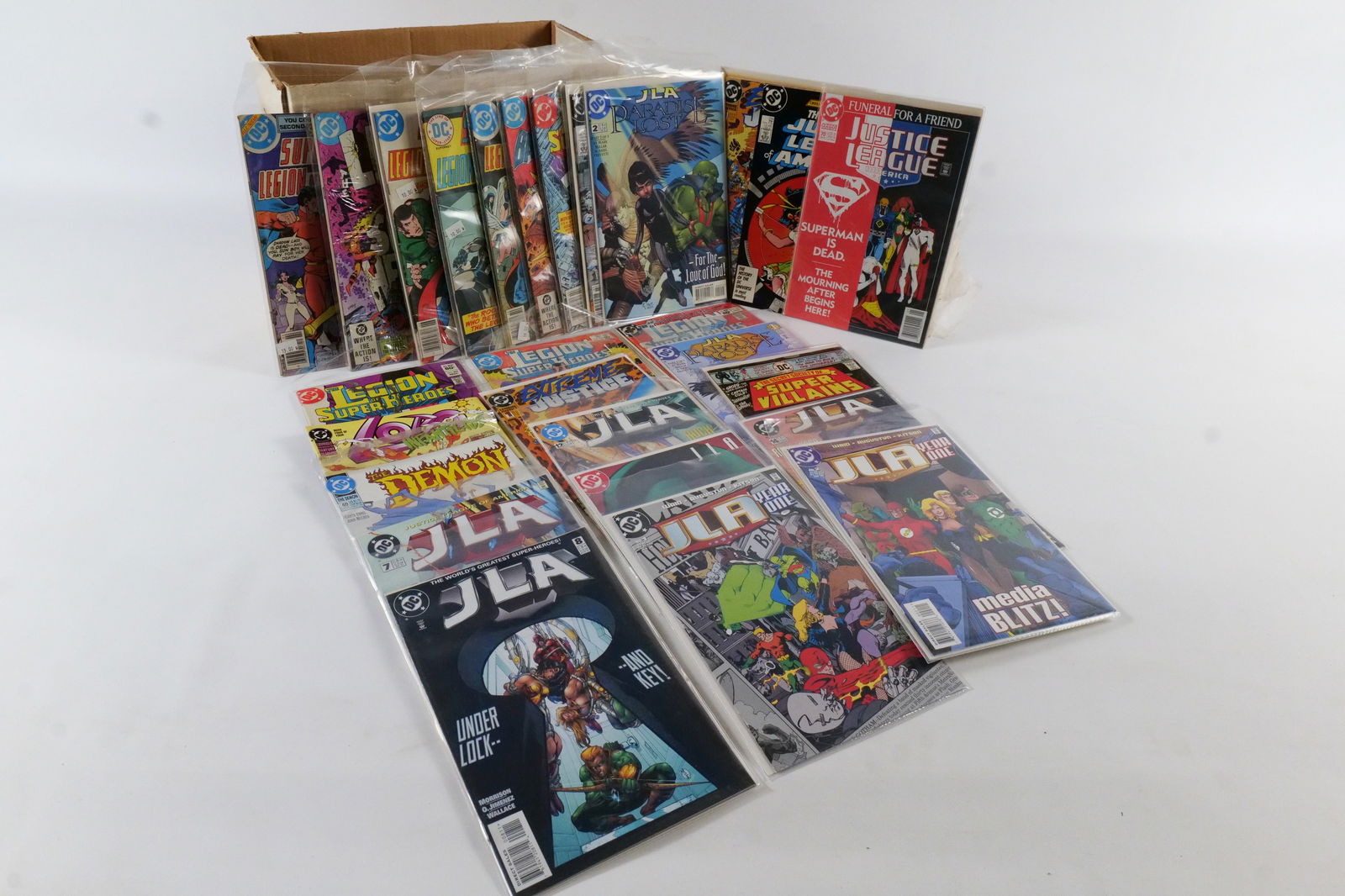 Short Box of Miscellaneous DC Comics (1 of 7)