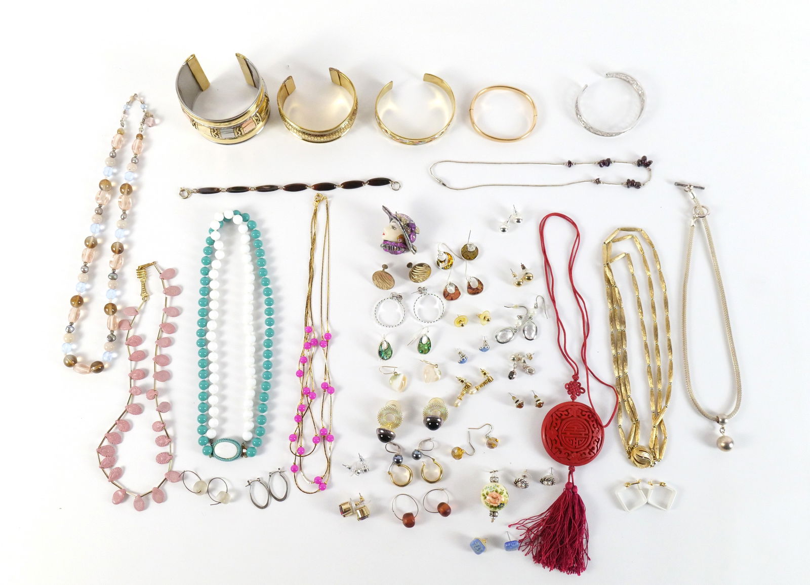 Lot of Assorted Costume Jewelry (1 of 7)