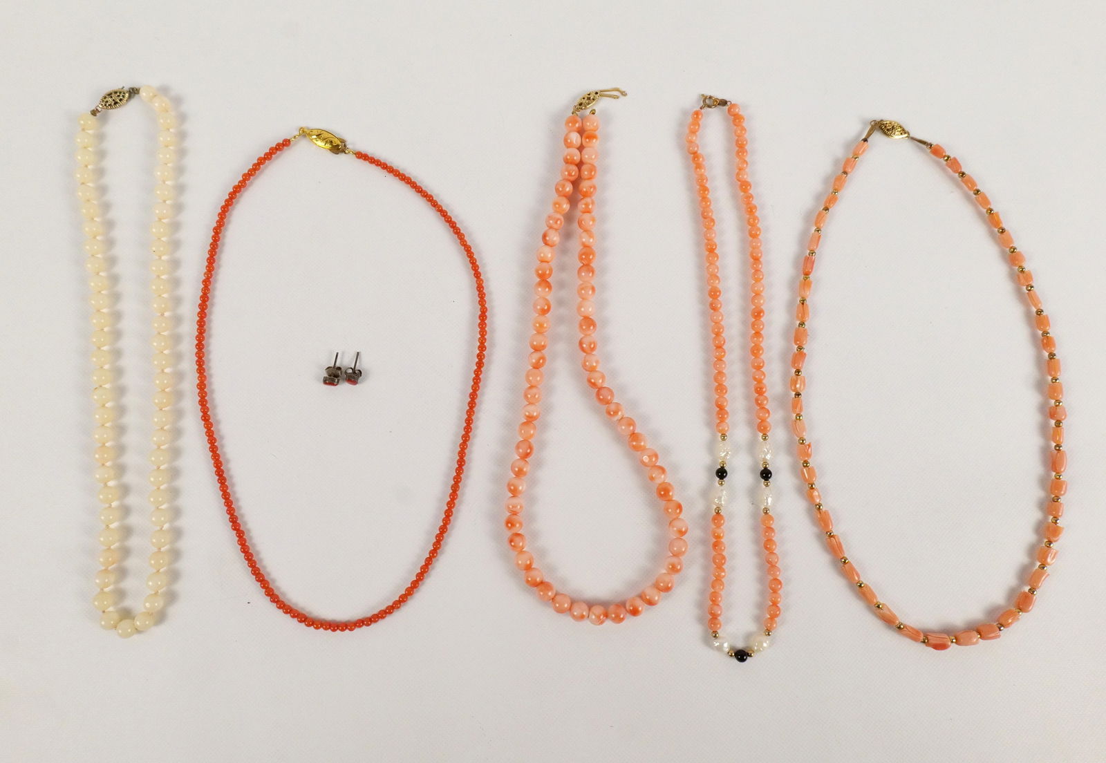 Lot of Coral Jewelry (1 of 6)