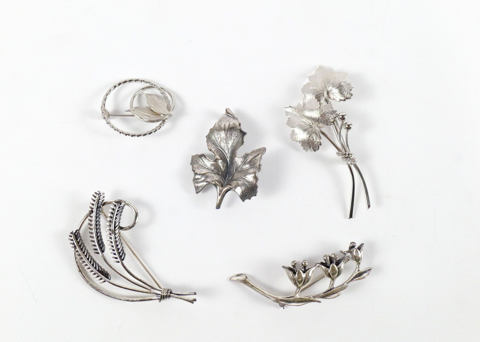 Lot of 5 Sterling Silver Pins (1 of 16)