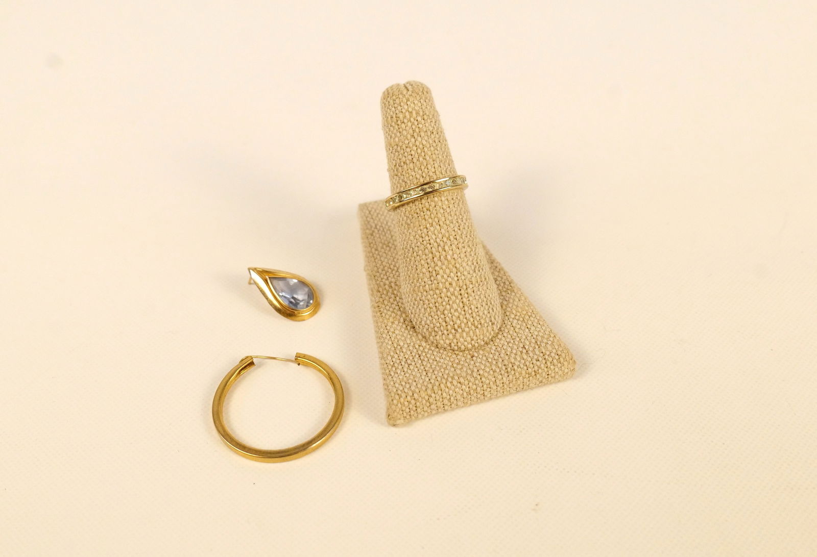 Lot of 10k Gold Pieces (1 of 7)