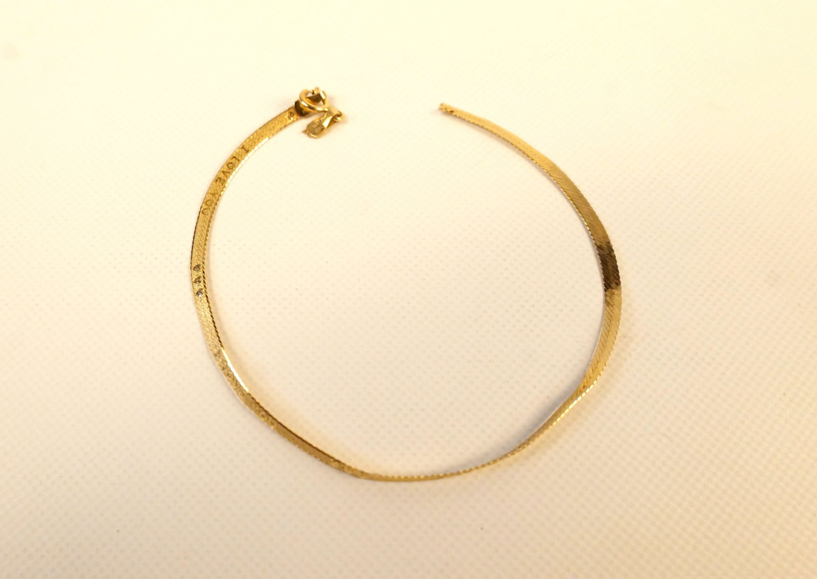 14k I Love You Bracelet: 14k I Love You Bracelet - Broken. Weighs approx. 1.3. All invoices must be paid within 24 hours of the sale. We offer multiple shipping options, please read the shipping terms to understand your optio