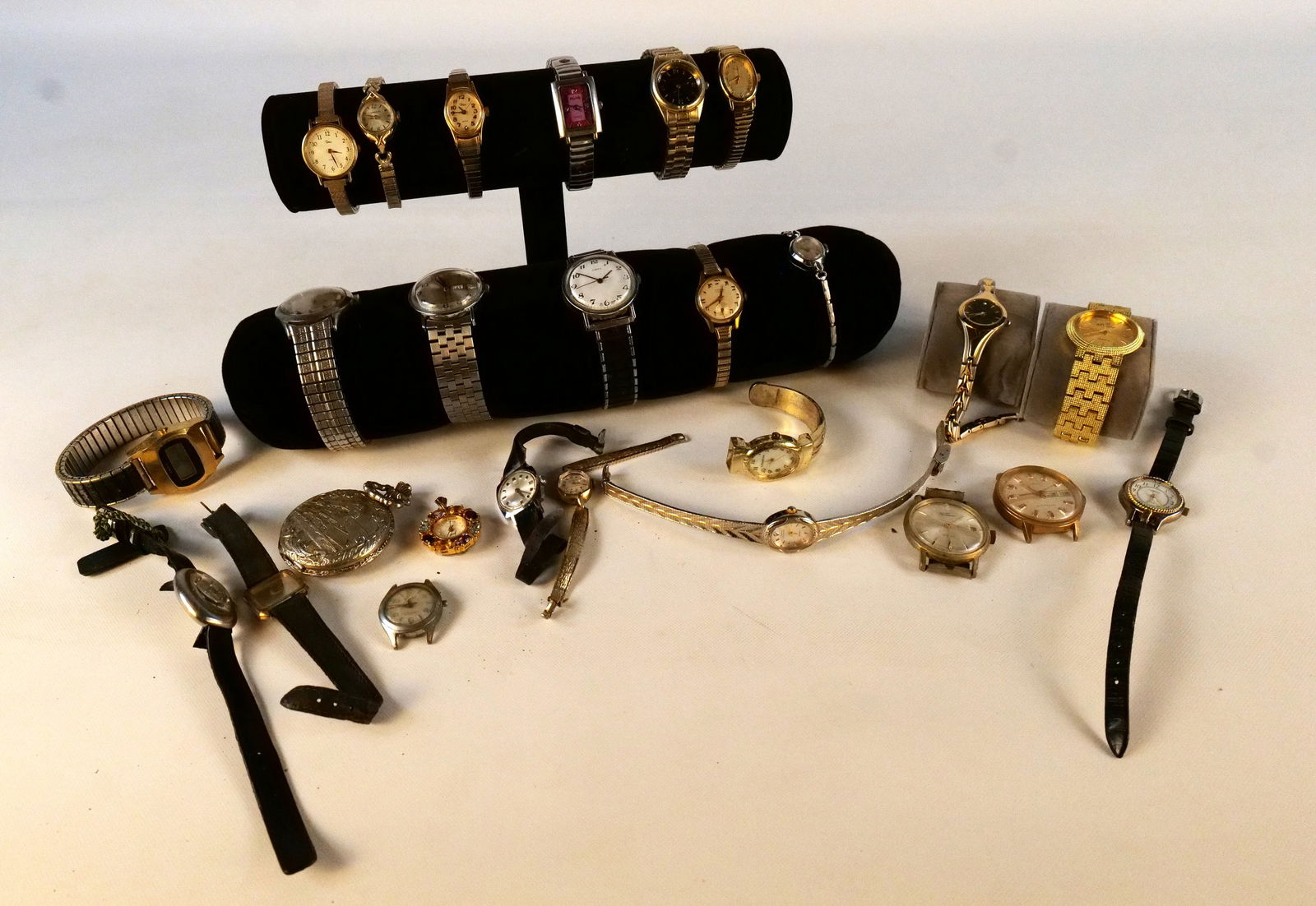 Lot of Assorted Watches (1 of 5)