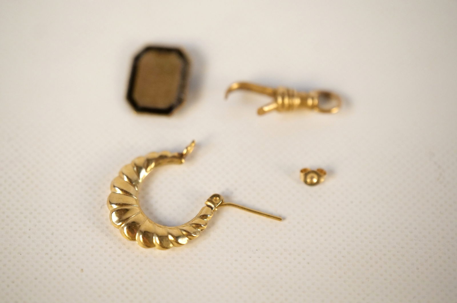 Scrap Lot of 14k Jewelry (1 of 3)