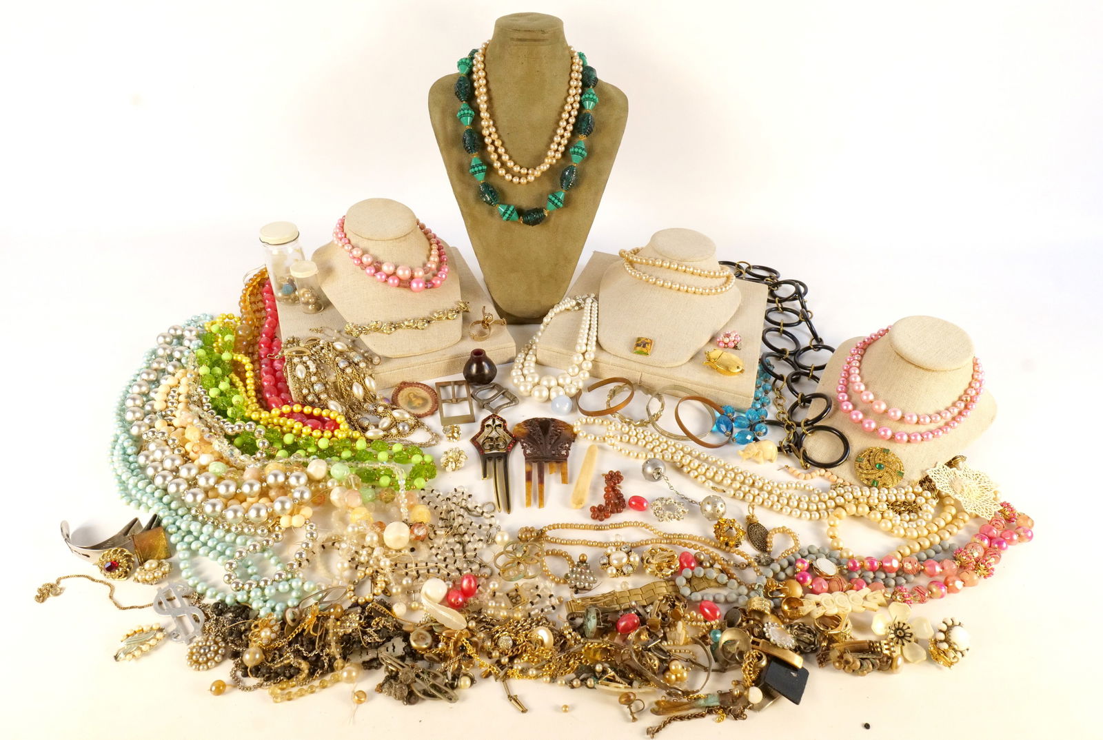 Lot of Jewelry Parts and Pieces (1 of 10)
