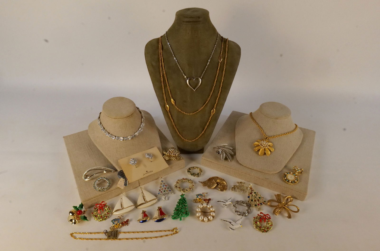 Lot of Costume Jewelry (1 of 11)