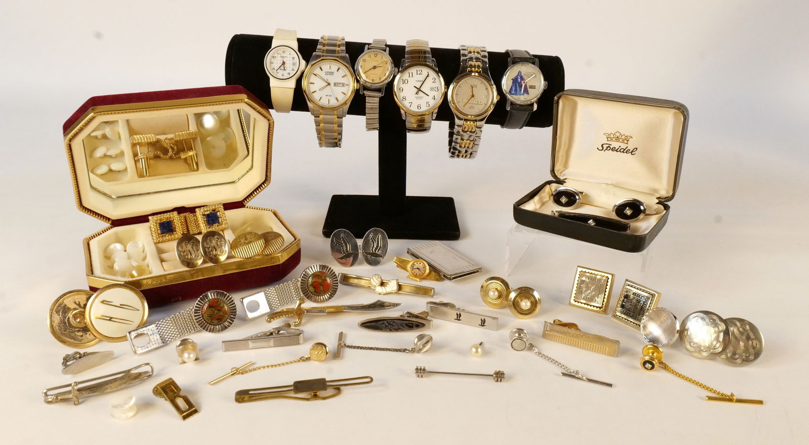 Lot of Watches and Cufflinks (1 of 12)