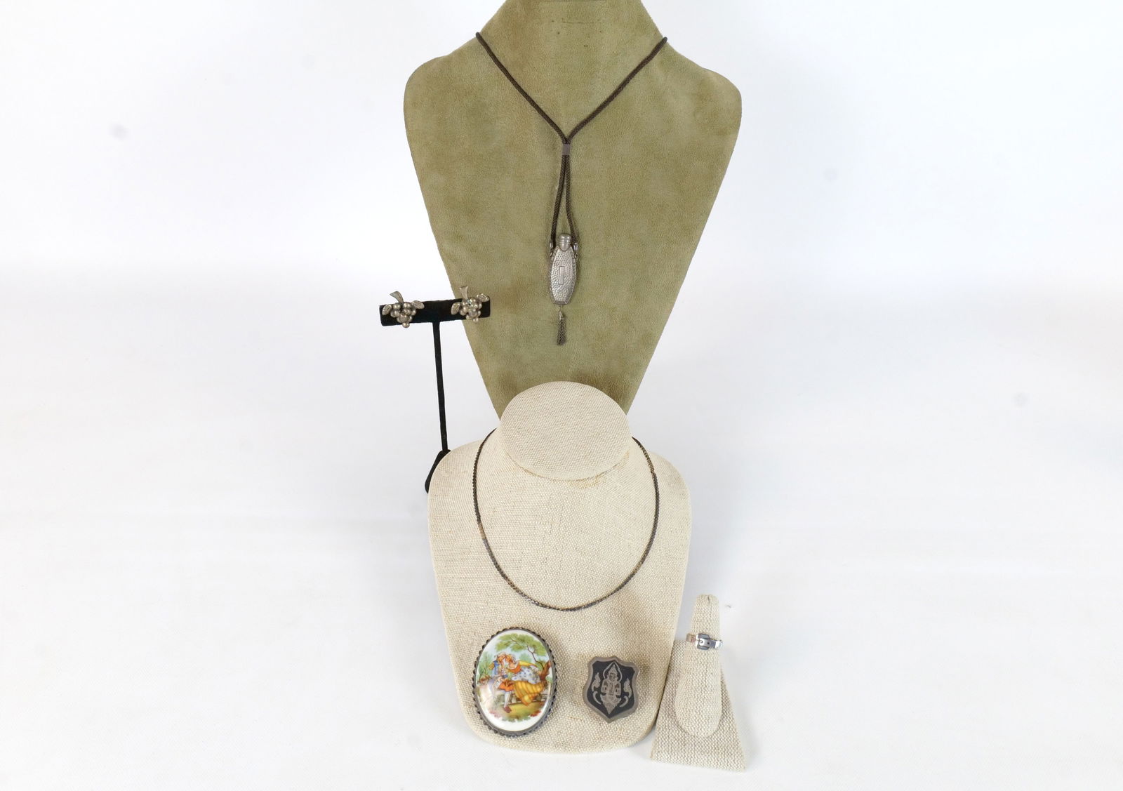 Lot of Sterling Silver Jewelry (1 of 8)