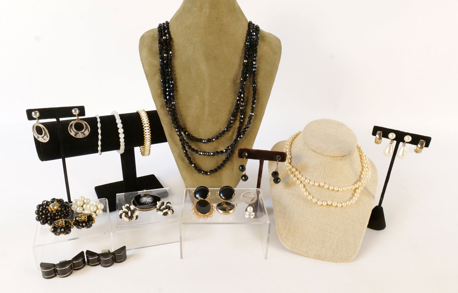 Lot of Costume Jewelry (1 of 13)