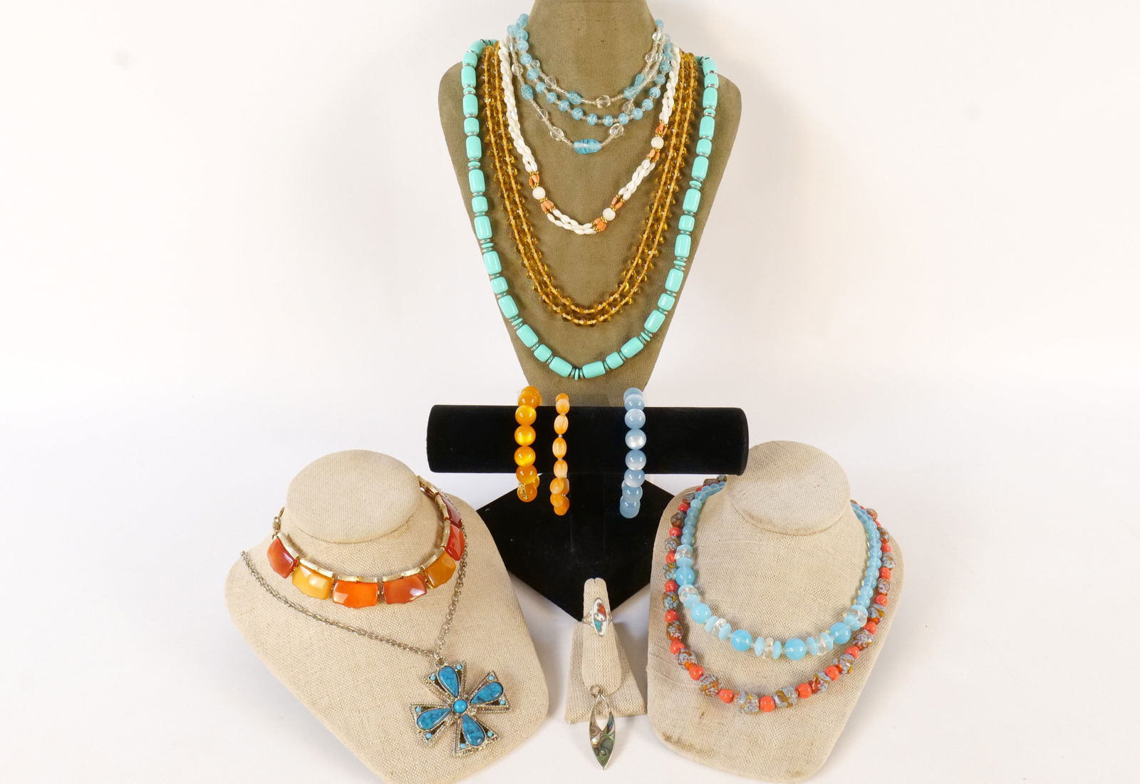 Lot of Assorted Costume Jewelry (1 of 7)