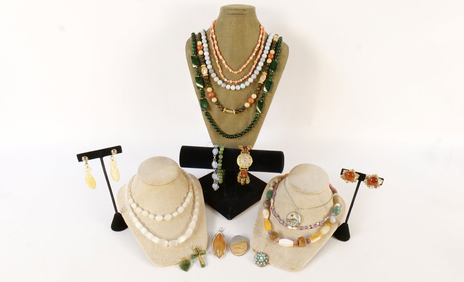 Lot of Assorted Costume Jewelry (1 of 10)