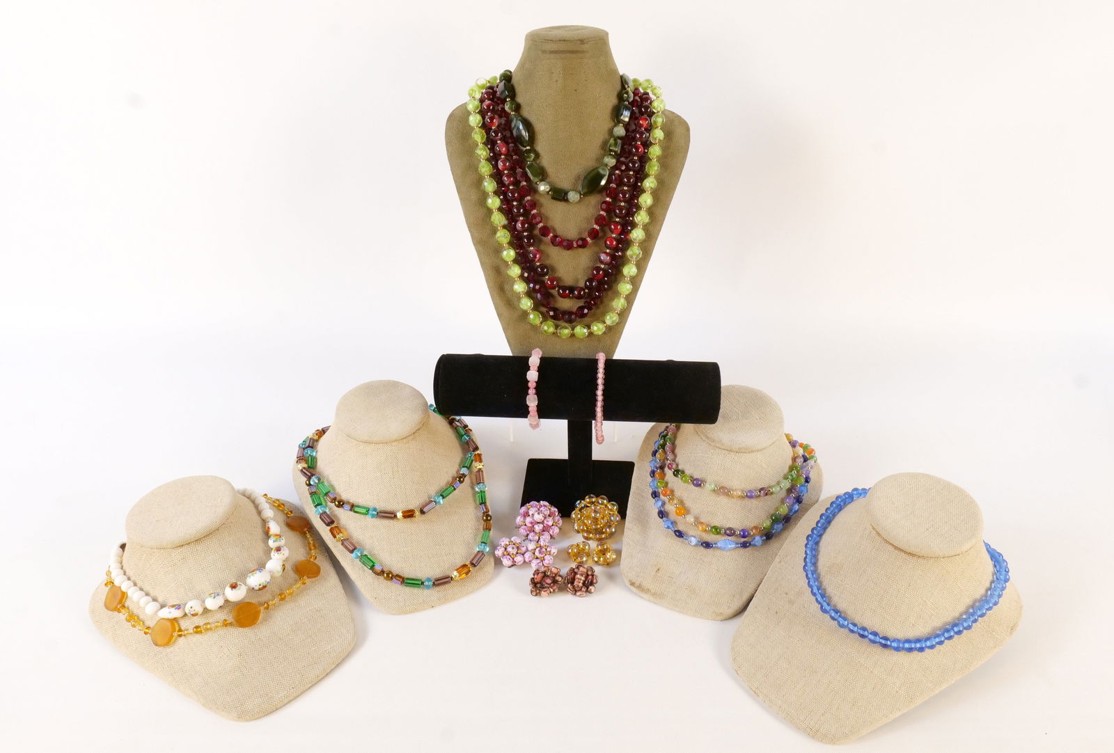 Lot of Beaded Jewelry (1 of 8)