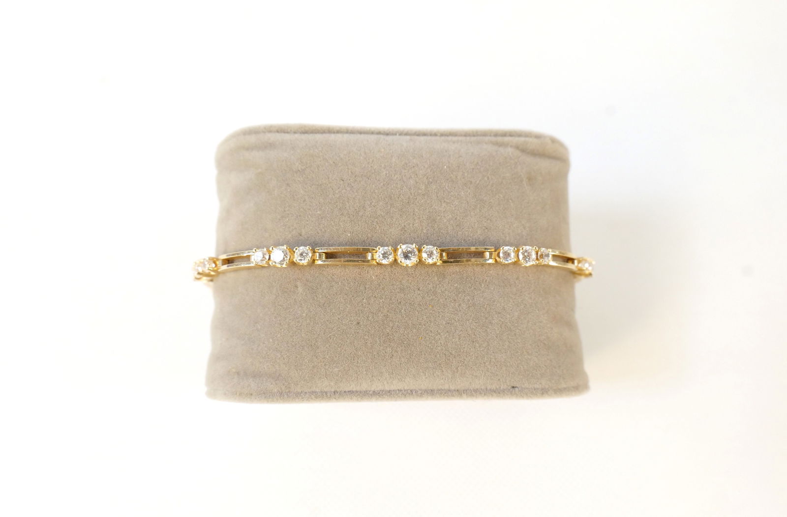 14k Yellow Gold Bracelet (1 of 2)
